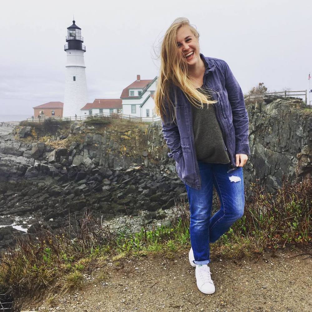 Meet your Posher, Devin